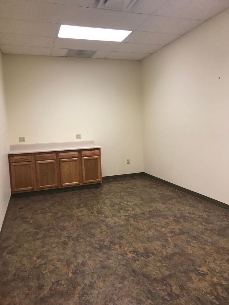 102 N Sundale Rd, Norwich, OH 43767